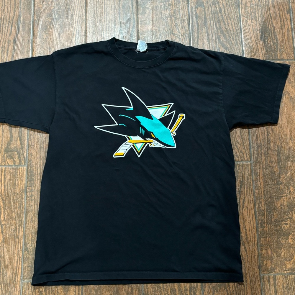 San José sharks shirt Mens large color black